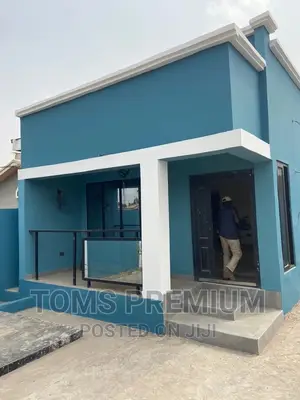 3bdrm Duplex in Botwe for Rent