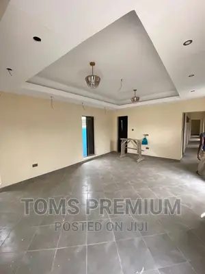 3bdrm Duplex in Botwe for Rent