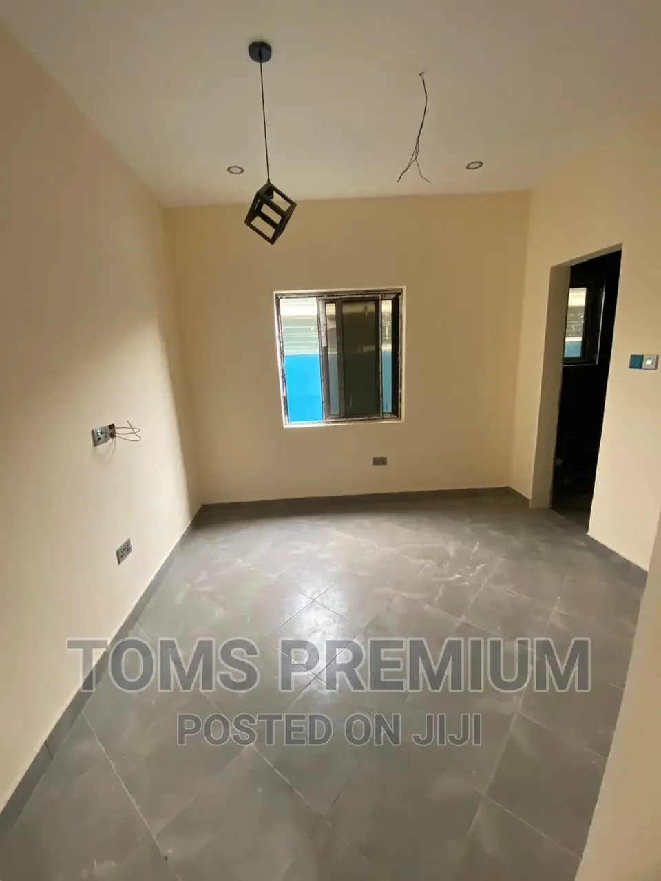 3bdrm Duplex in Botwe for Rent