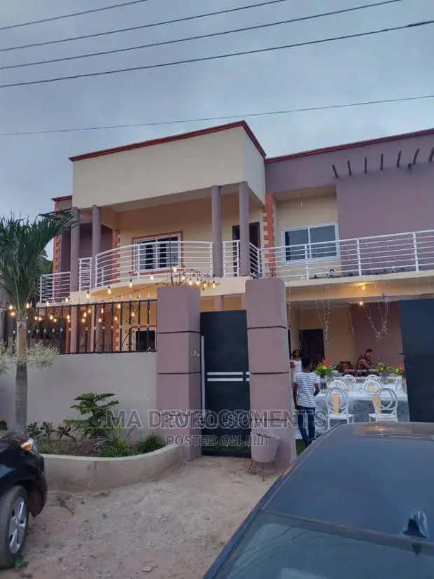 5bdrm Duplex in Dr Roko, Ofankor for Sale