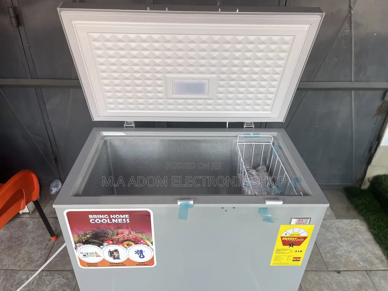 Zara Chest Freezer 200 Litres Space With Light