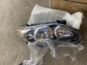 Black Headlight Toyota Corolla 2013
