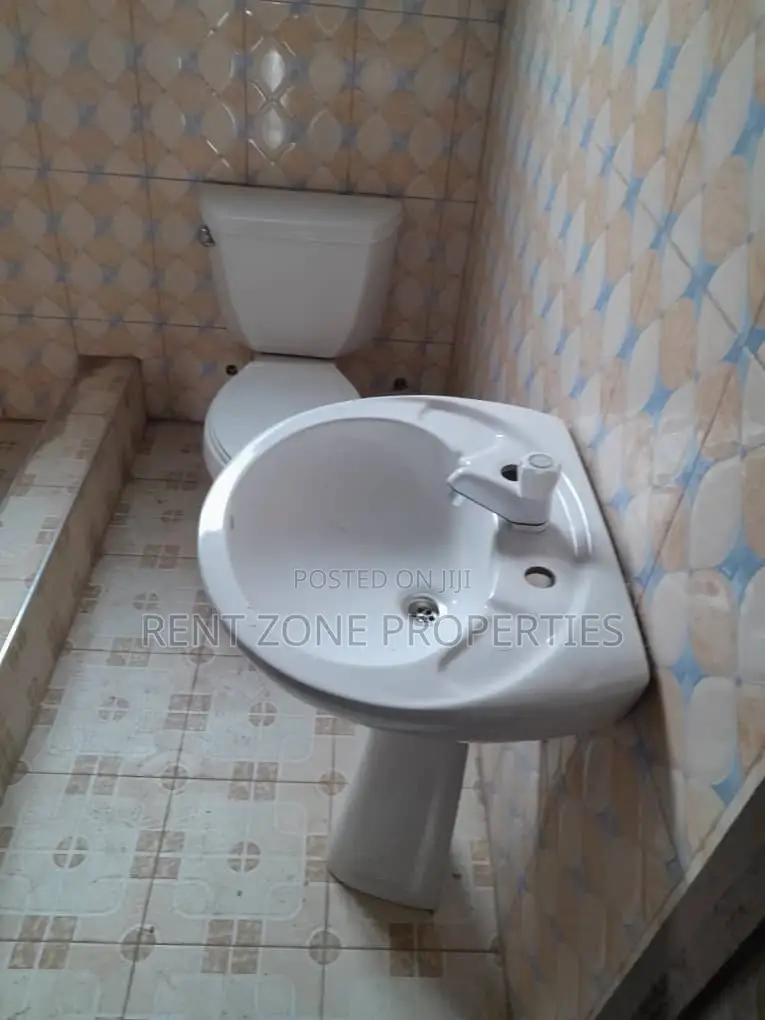 1bdrm Apartment in Ofankor for rent