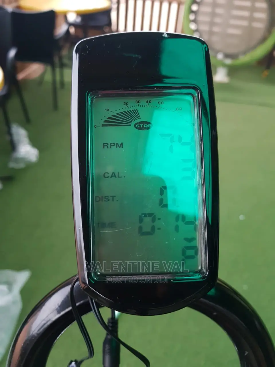 Spinning Bike
Features Include:
* Calories Reader