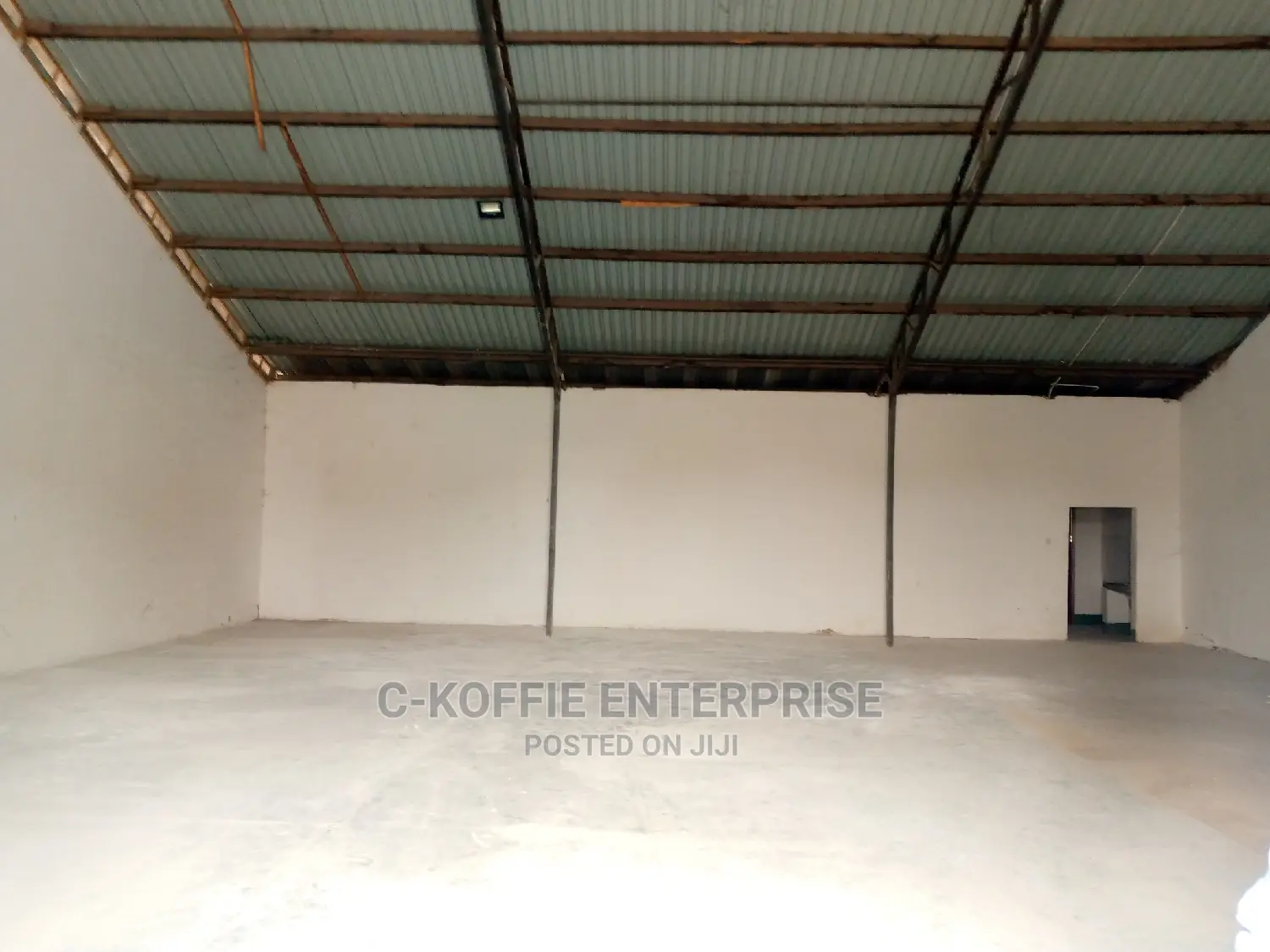 350 SQM + 5bedrooms Aprtmt at NIA for Rent
