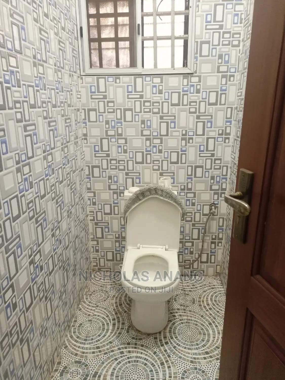 1bdrm Apartment in Dorns Properties, New Town for Rent