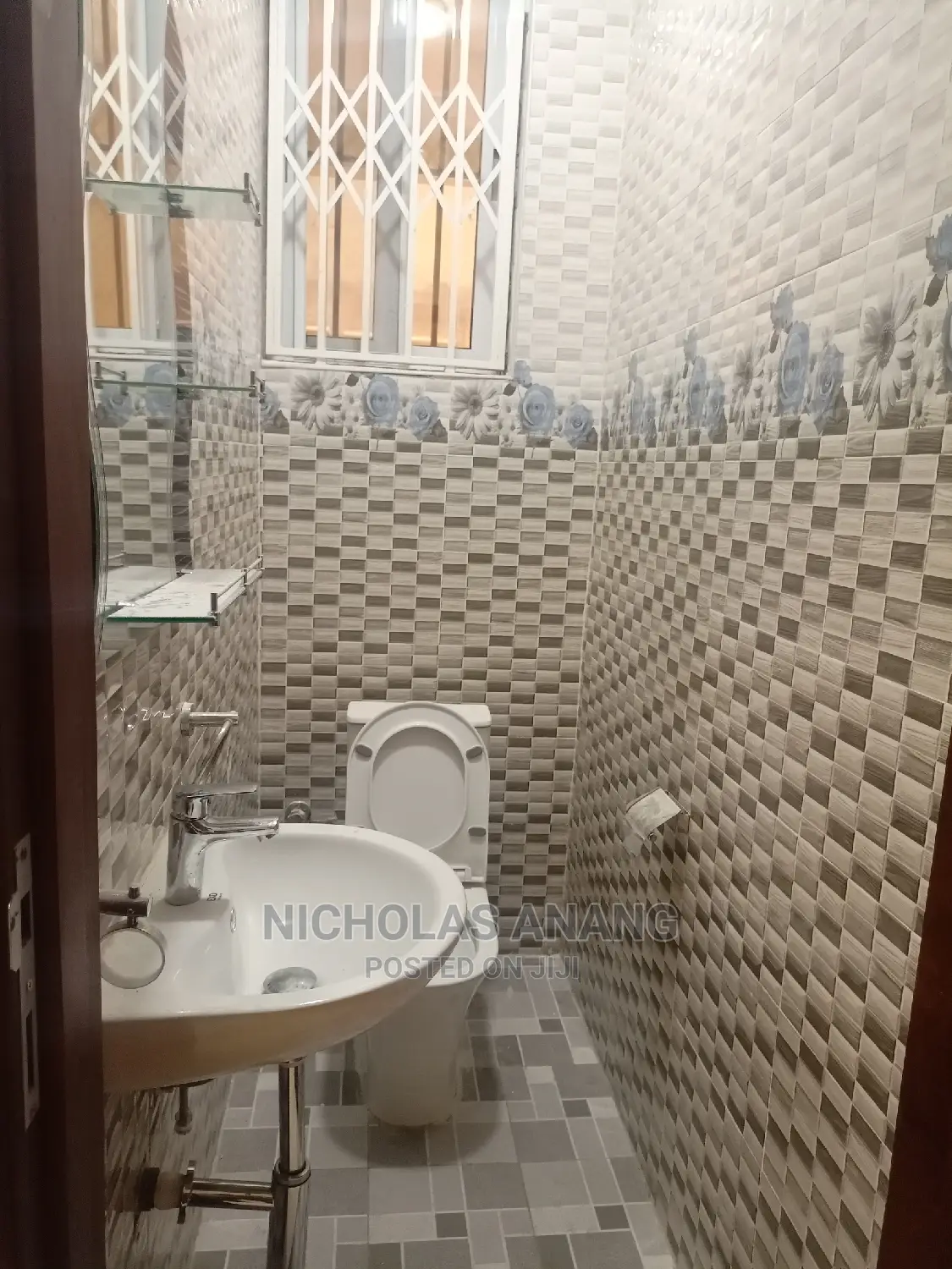 2bdrm Apartment in Dorns Properties, New Town for rent