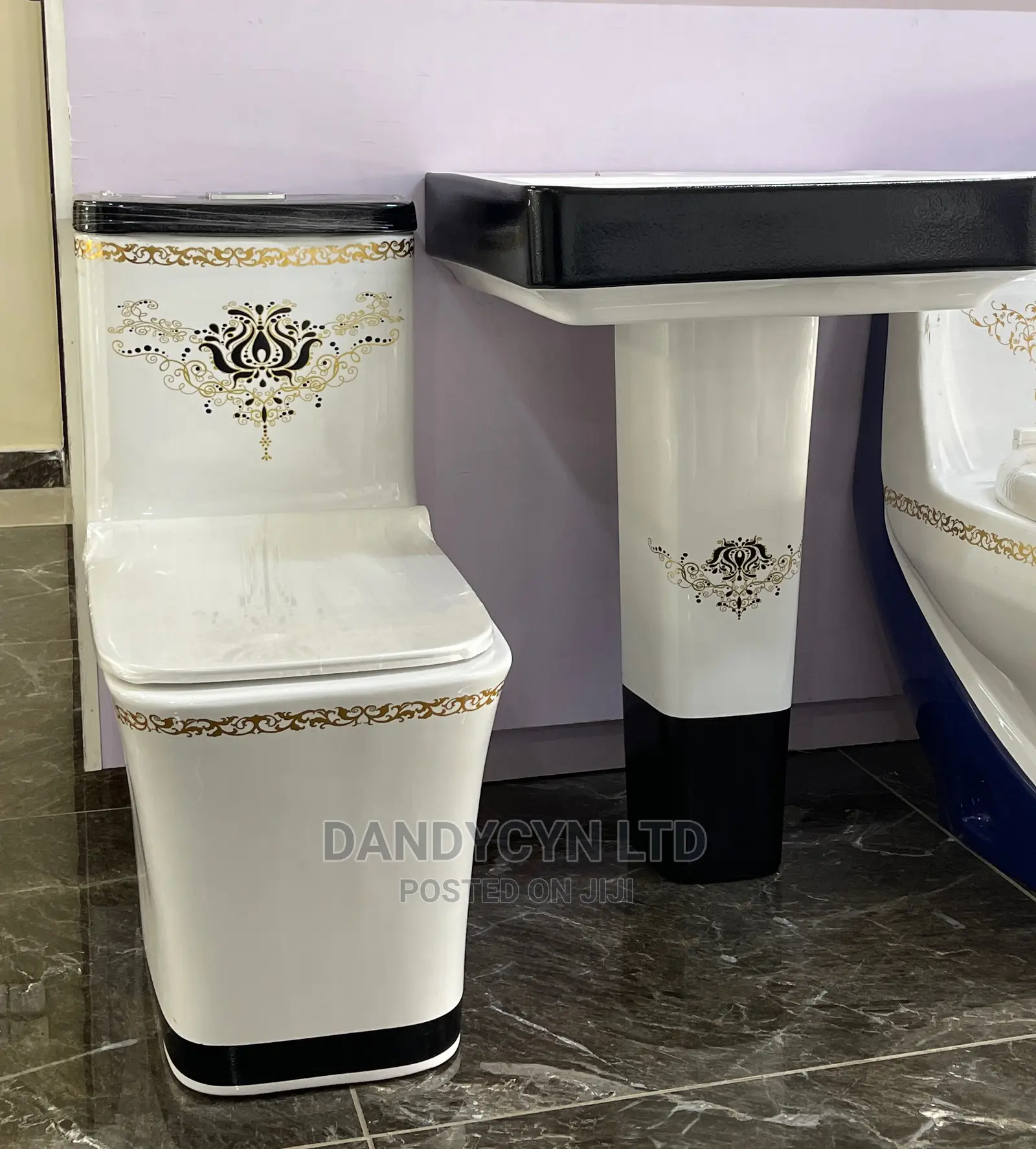 Water Closet With Wash Hand Basin