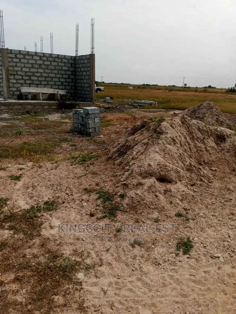 Genuine Land