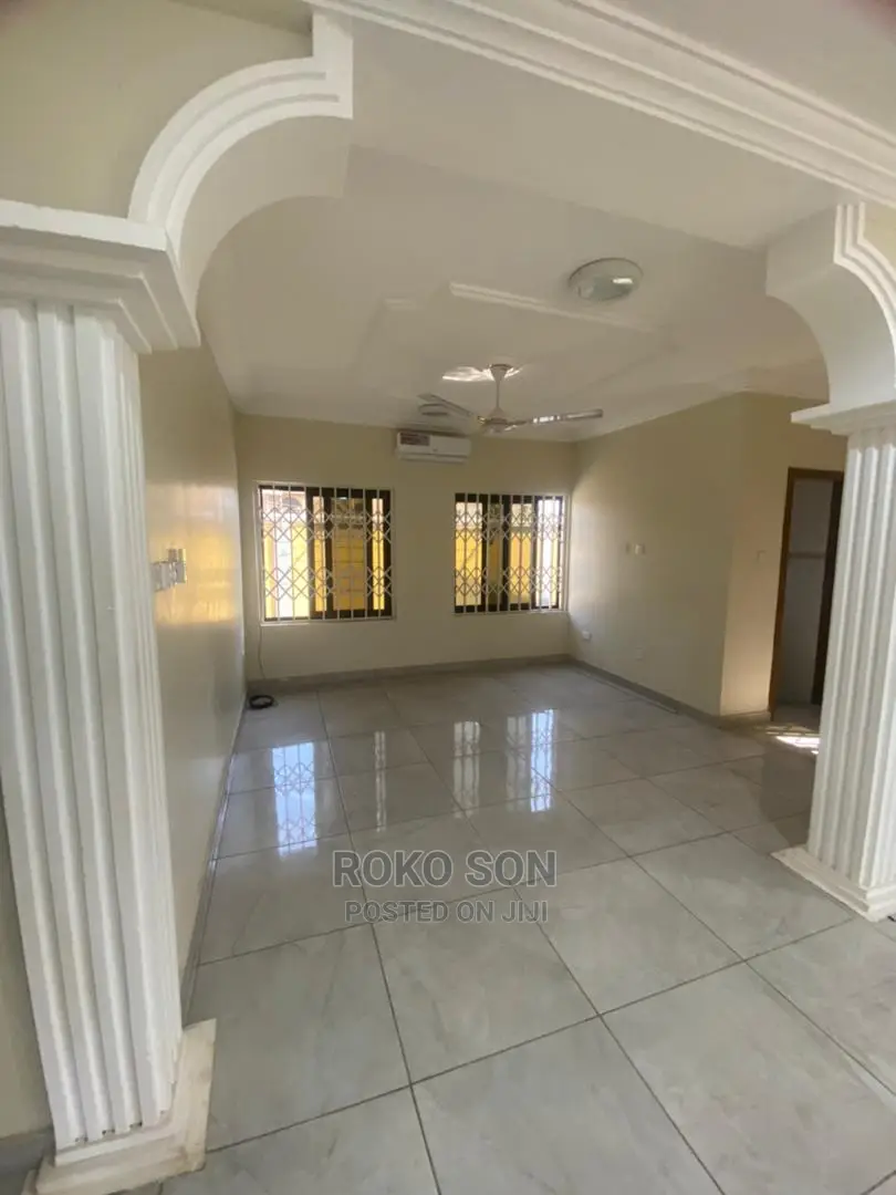 4bdrm Duplex in Dr Roko, Adjiriganor for rent