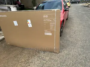 Series 7 UHD Feel the Vibe 75” Smart