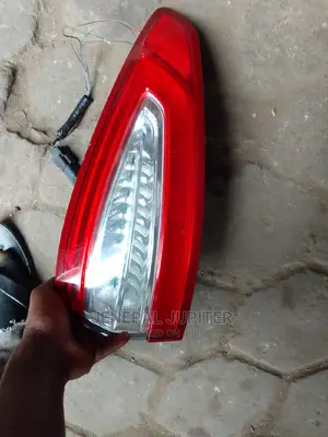 Ford Fusion 2013/16 Tail Light Right.