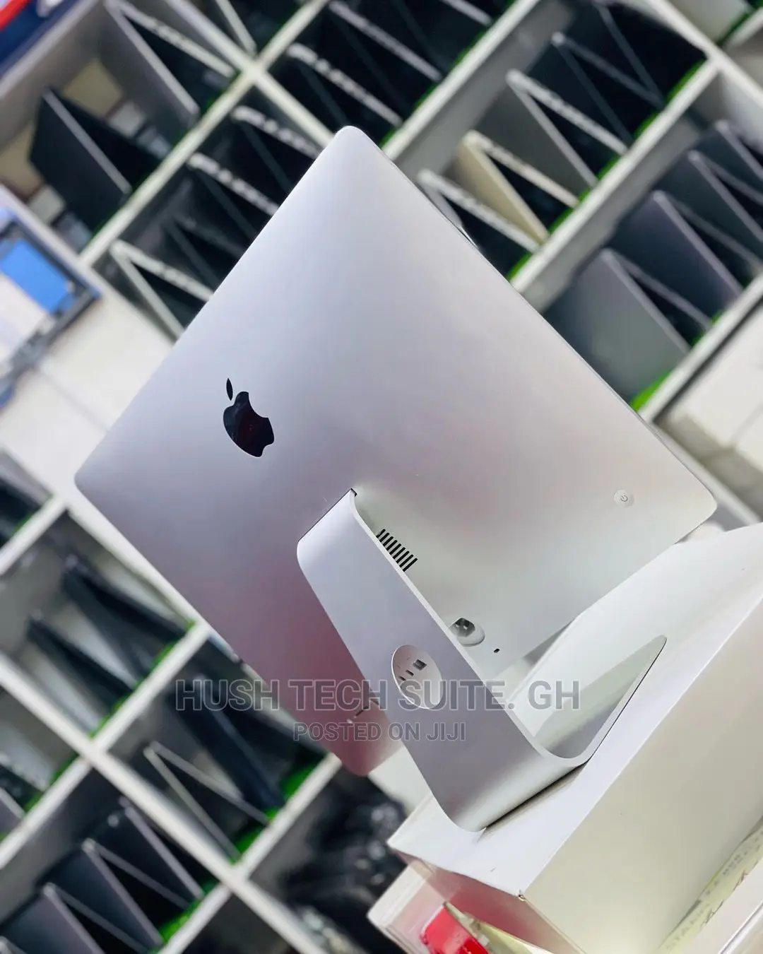 Desktop Computer Apple iMac 8GB Intel Core i5 SSD 256GB