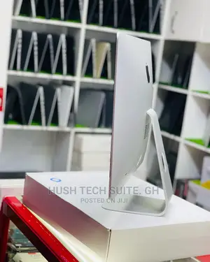 Desktop Computer Apple iMac 8GB Intel Core i5 SSD 256GB