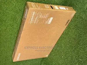 Series 9 55”UHD Smart Glossy Display Samsung Tv