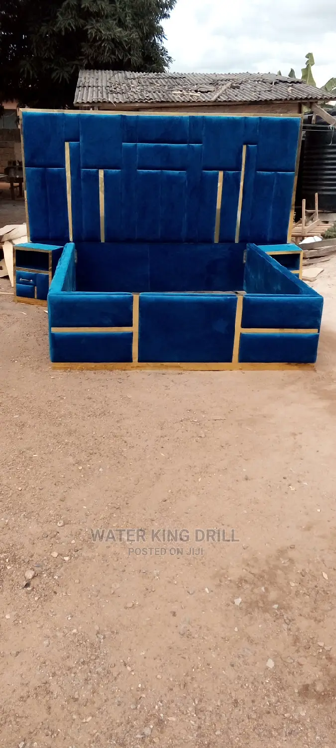 Queen Size Bed Frames And Side Drawers