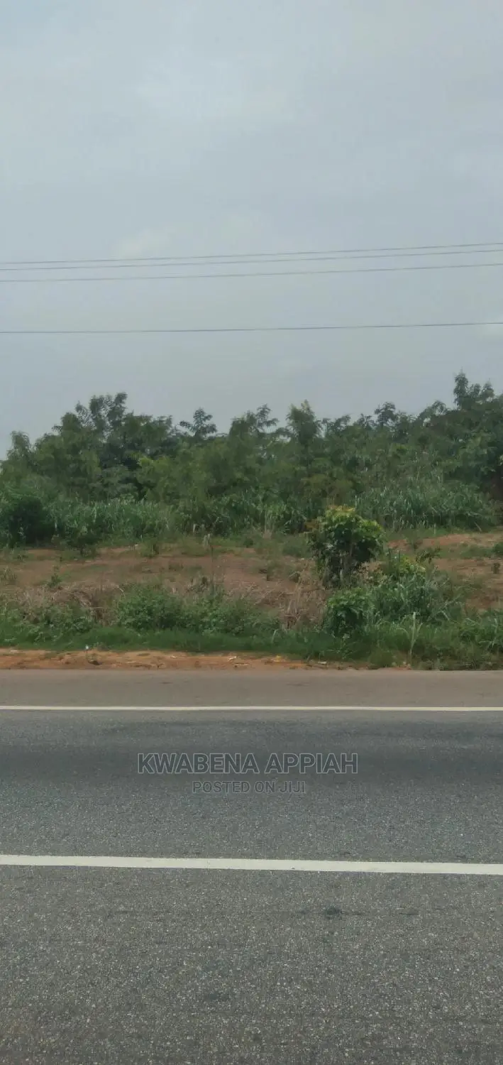 Plots of Land at Kumasi Accra Road Is on Sales