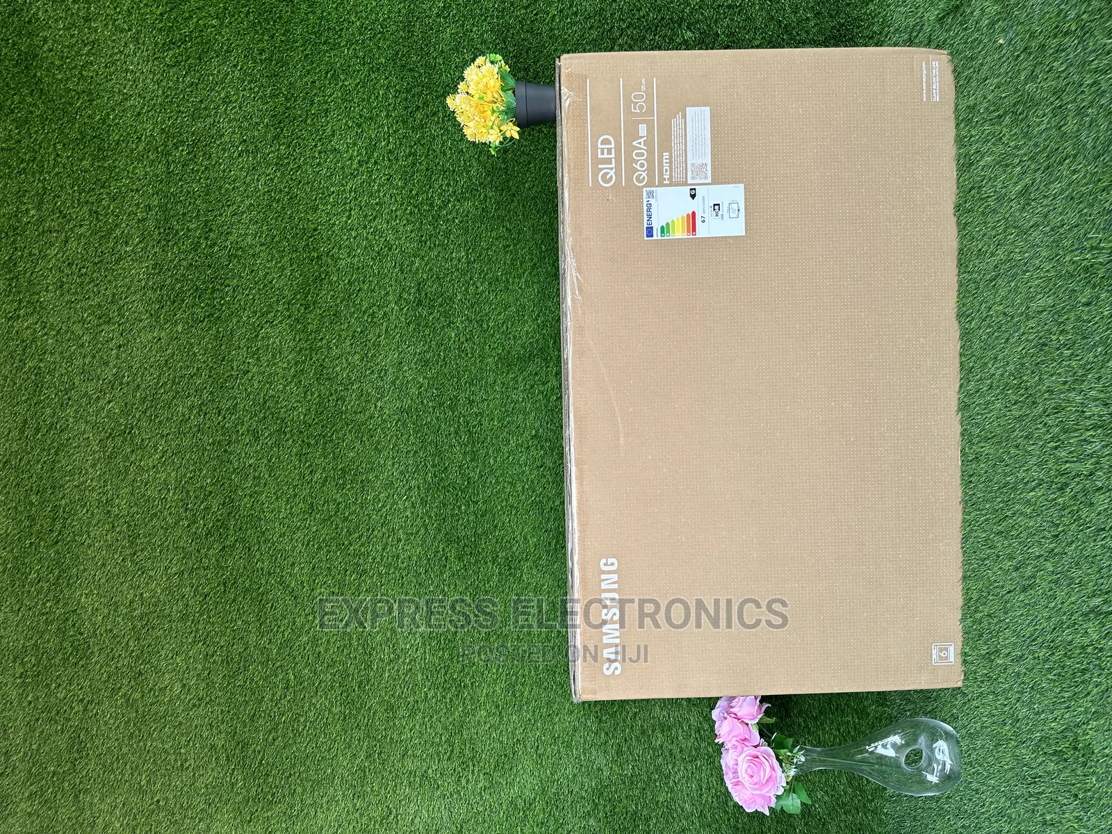 QLED Samsung 50”UHD Display Glossy 50Q60A