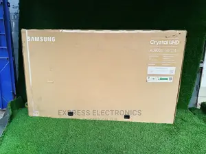 Glossy Diagonal UHD Smart Samsung Display 85”Series 8