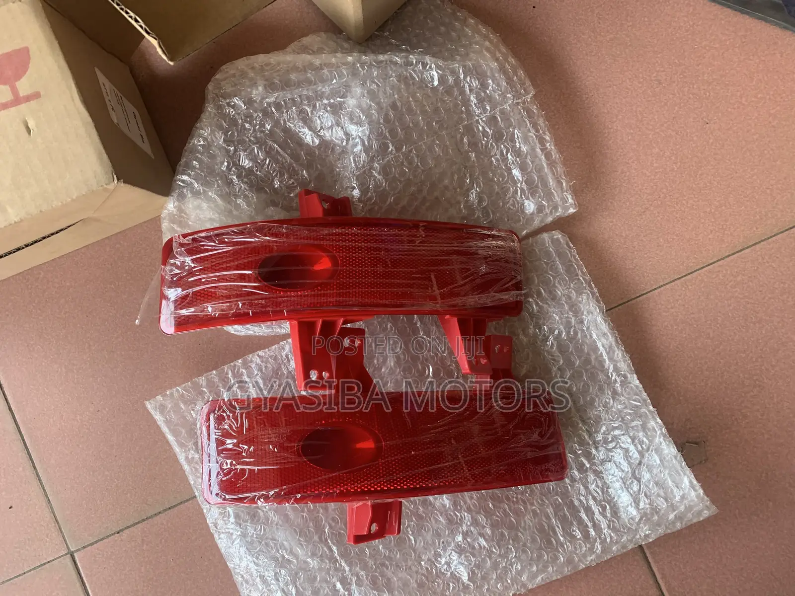 CRV 2020-21 Back Bumper Reflector