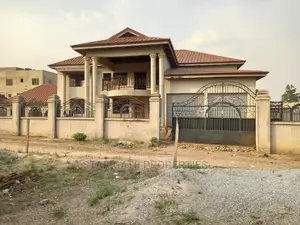 9bdrm House in Star Gate Properties, Ejisu-Juaben Municipal for sale