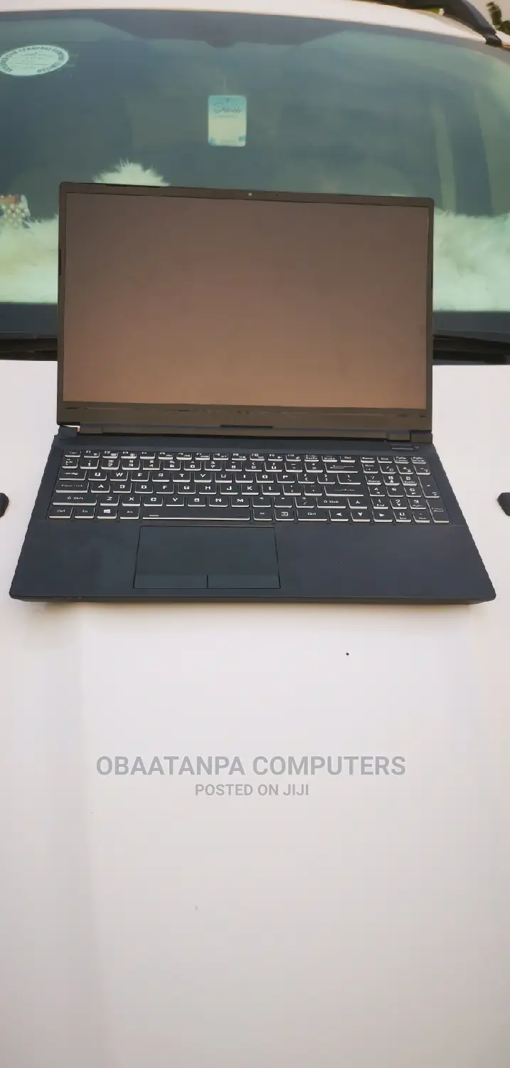 Laptop Sager NP8375 16GB Intel Core I7 SSD 512GB
