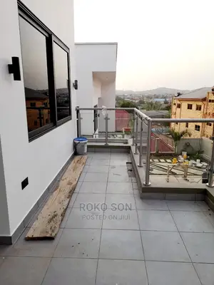 5bdrm Duplex in Dr Roko, the Mall for Sale