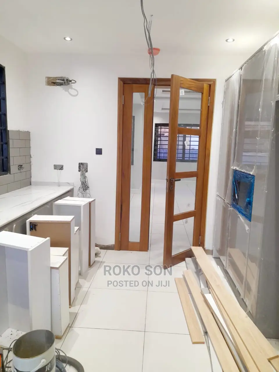 5bdrm Duplex in Dr Roko, the Mall for Sale