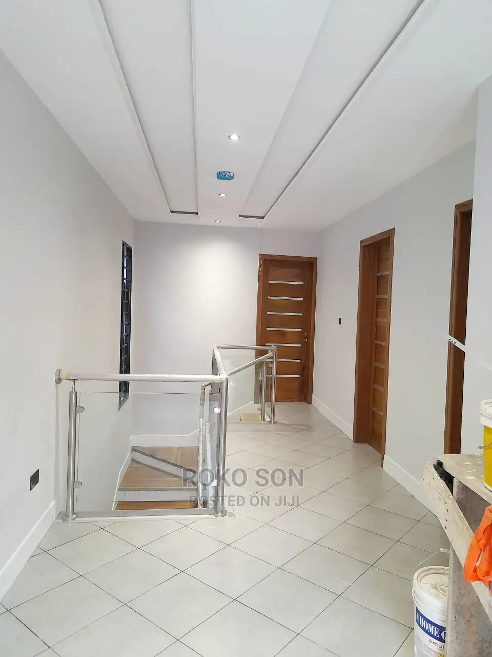 5bdrm Duplex in Dr Roko, the Mall for Sale