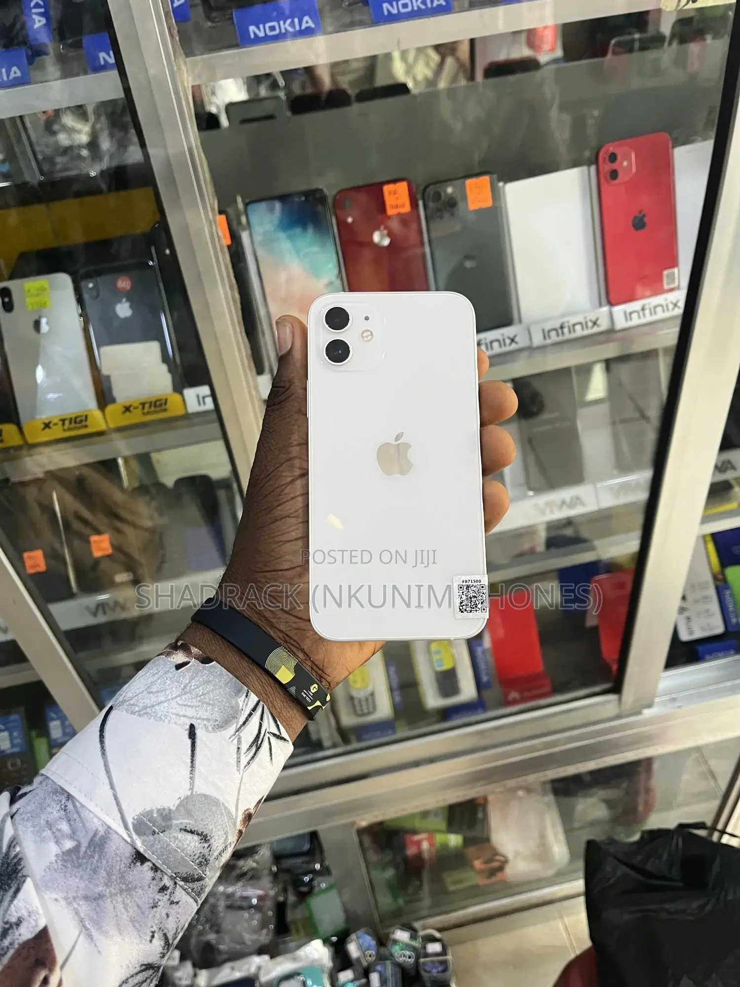 Apple iPhone 12 64 GB Silver