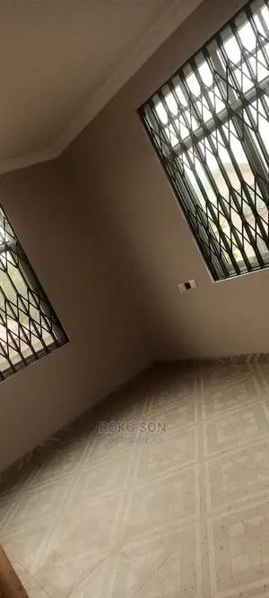 2bdrm Apartment in Dr Roko, Pokuase for rent