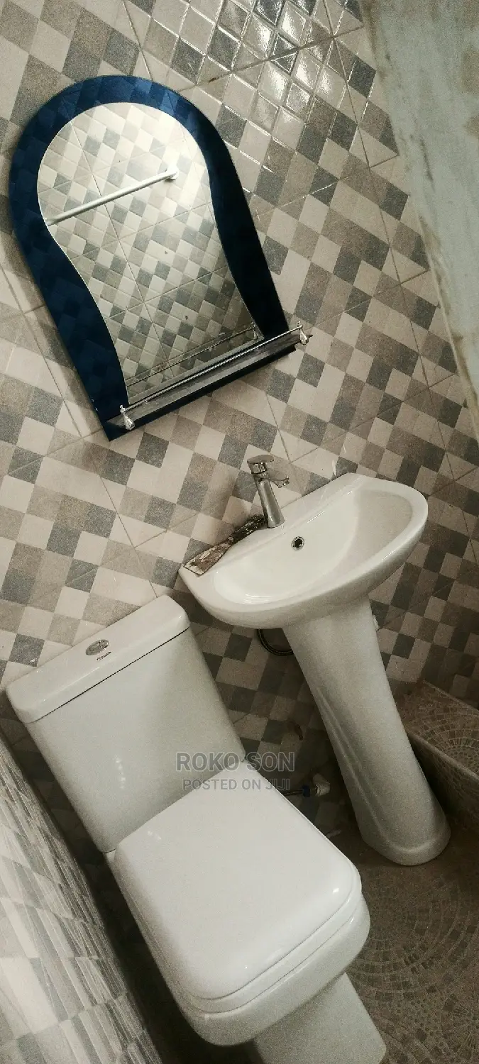 2bdrm Apartment in Dr Roko, Pokuase for rent