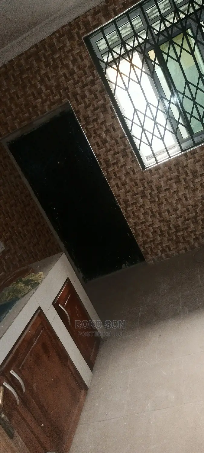 2bdrm Apartment in Dr Roko, Pokuase for rent