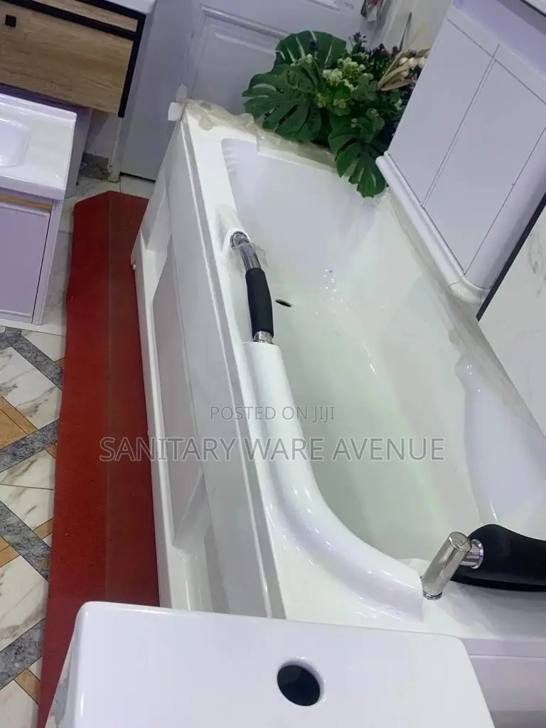 Bathtub + Panel - Straight Bath - Acrylic Fibre Bath