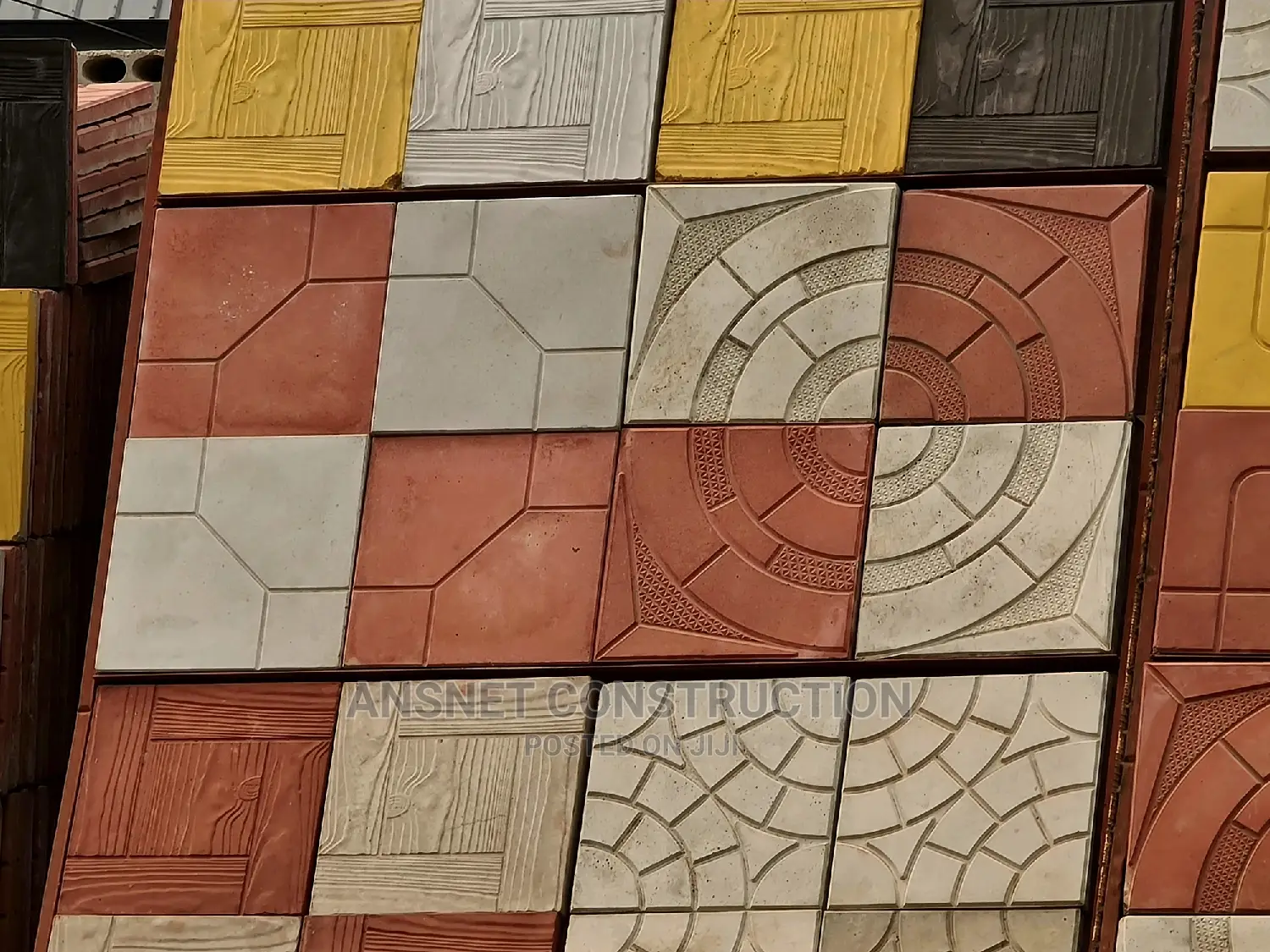 Floor Tiles / Pavement Tiles