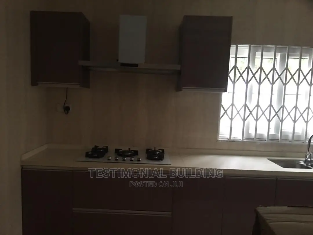 5bdrm House in Testimonial Building, a C Mall Area for Rent
