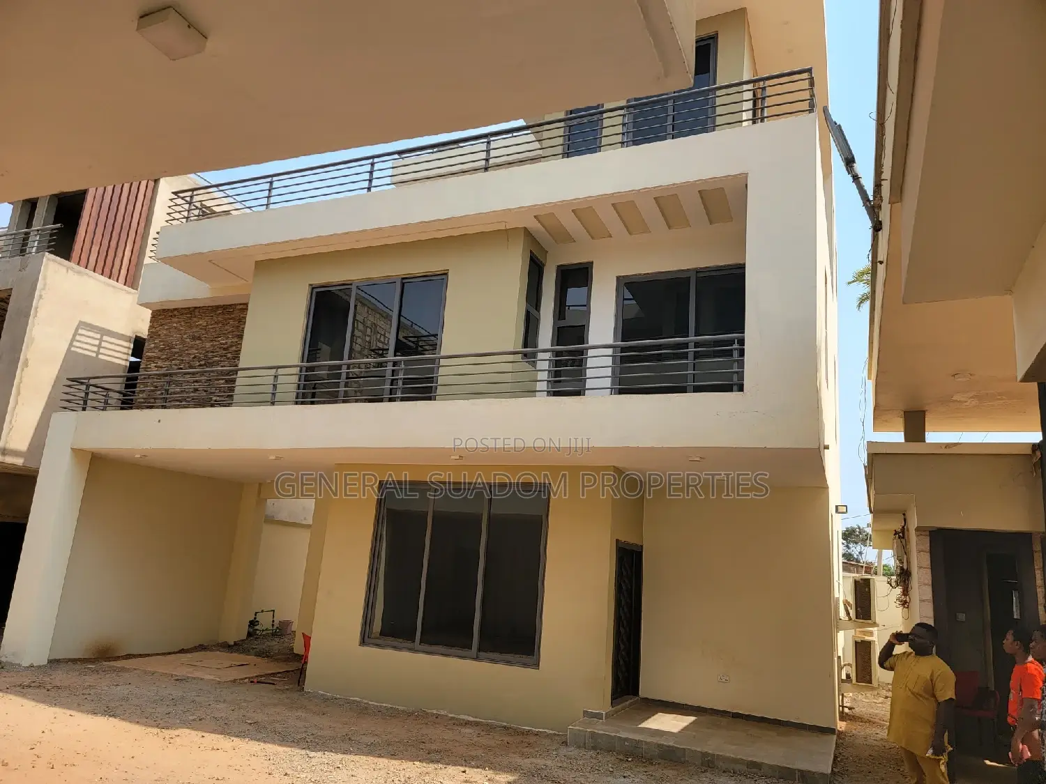 Furnished 4bdrm Townhouse / Terrace for rent