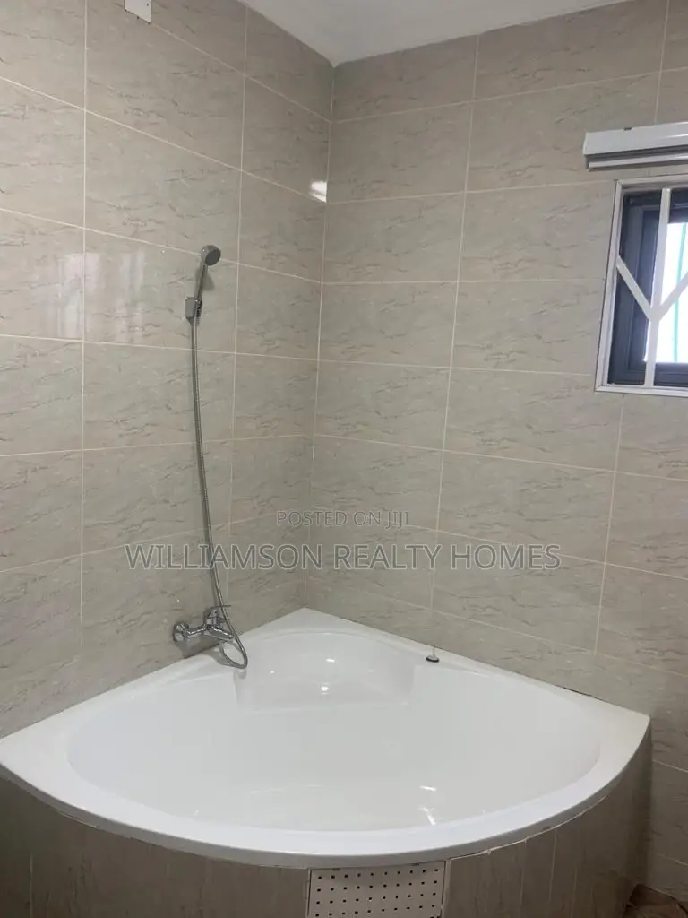 Fully Furnished 3bedrms Self HSE at Spintex