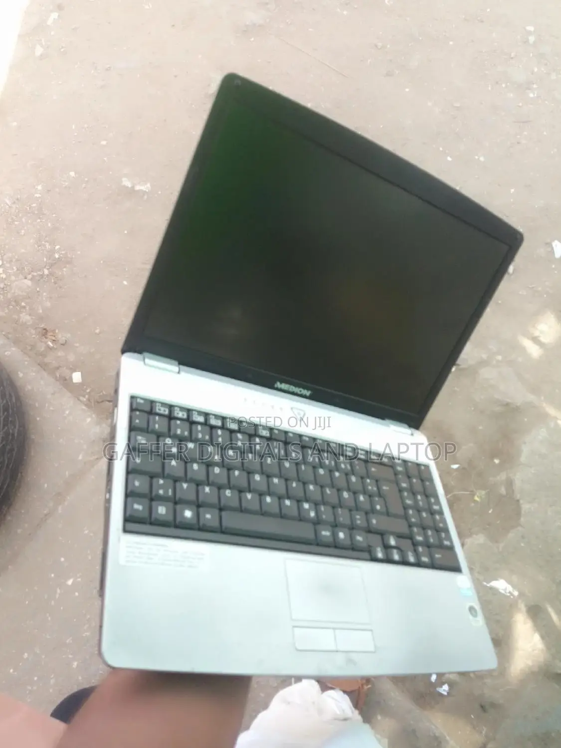Laptop Medion Erazer P7647 3GB Intel Core 2 Duo HDD 160GB
