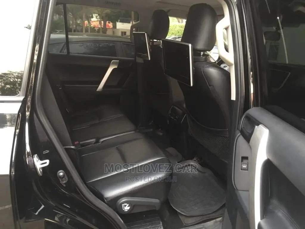 Car Rental Service. Toyota Landcruiser Prado for Rent