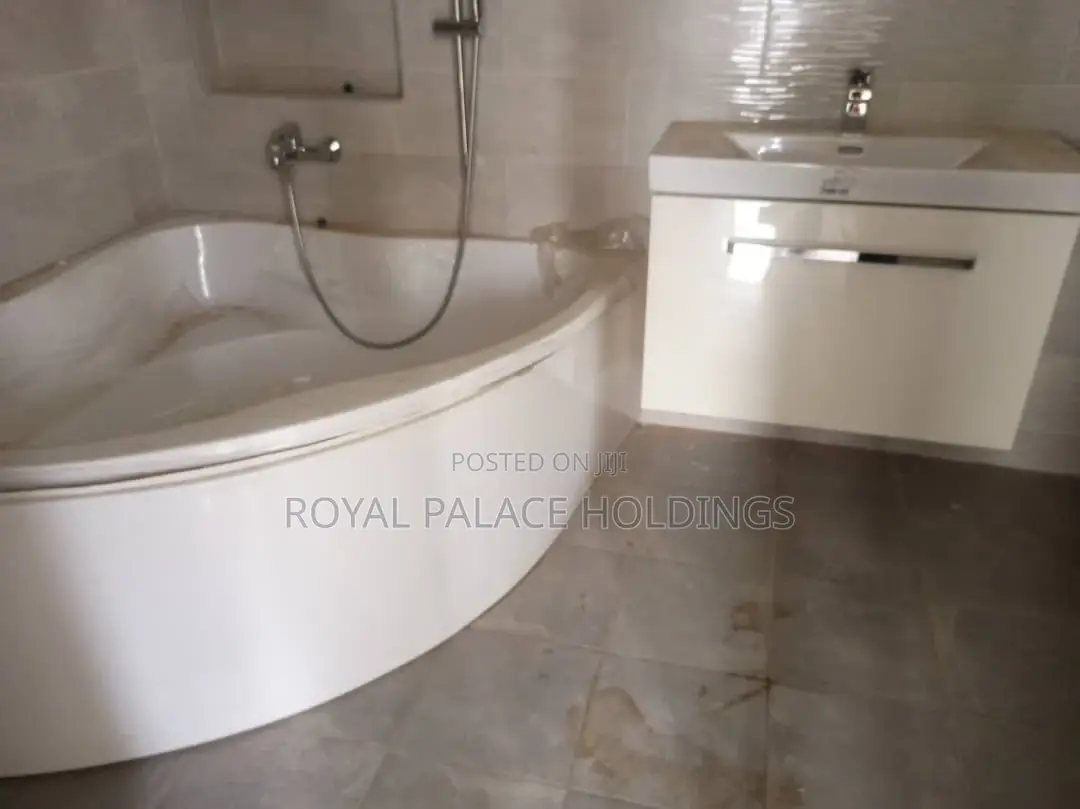 4bdrm Duplex in East Legon, Adjiriganor for Rent