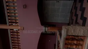 1bdrm Duplex in De-Icons Real Estate, Awutu Senya East Municipal