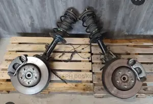 CRV 2017,2018 to 2022 Front Shocks With Hub