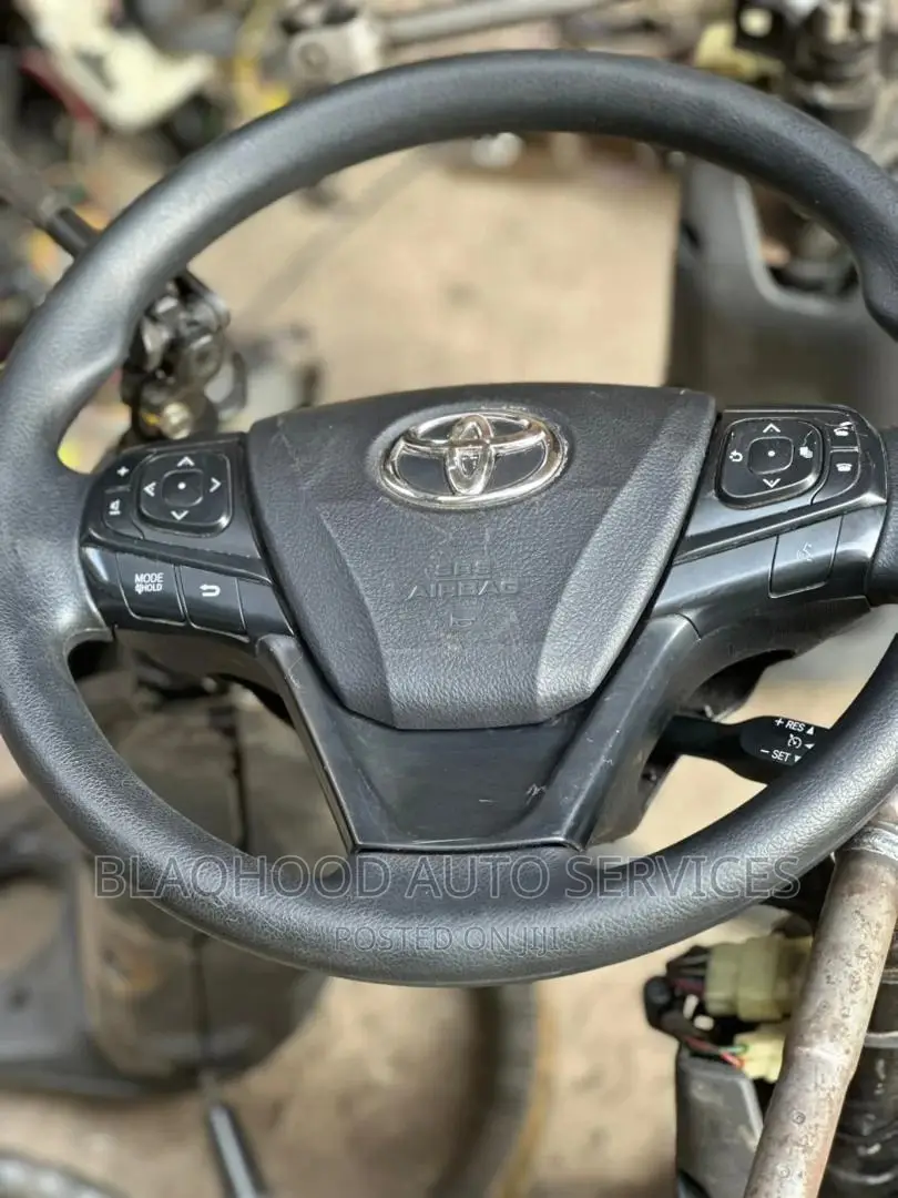 Toyota Camry 2015-2018 STEERING WHEEL AIRBAG Available