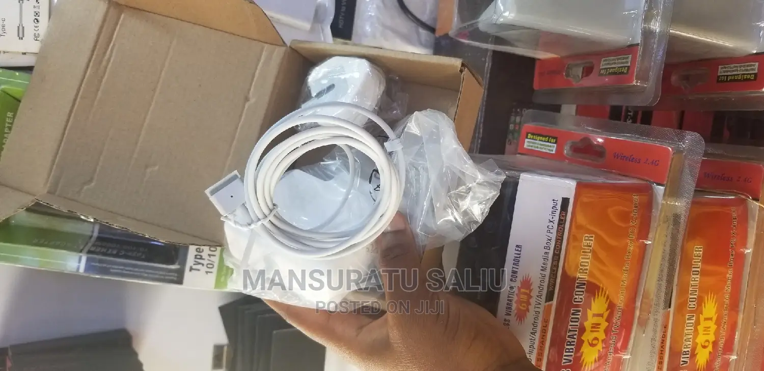 Original Macbook Pro Charger