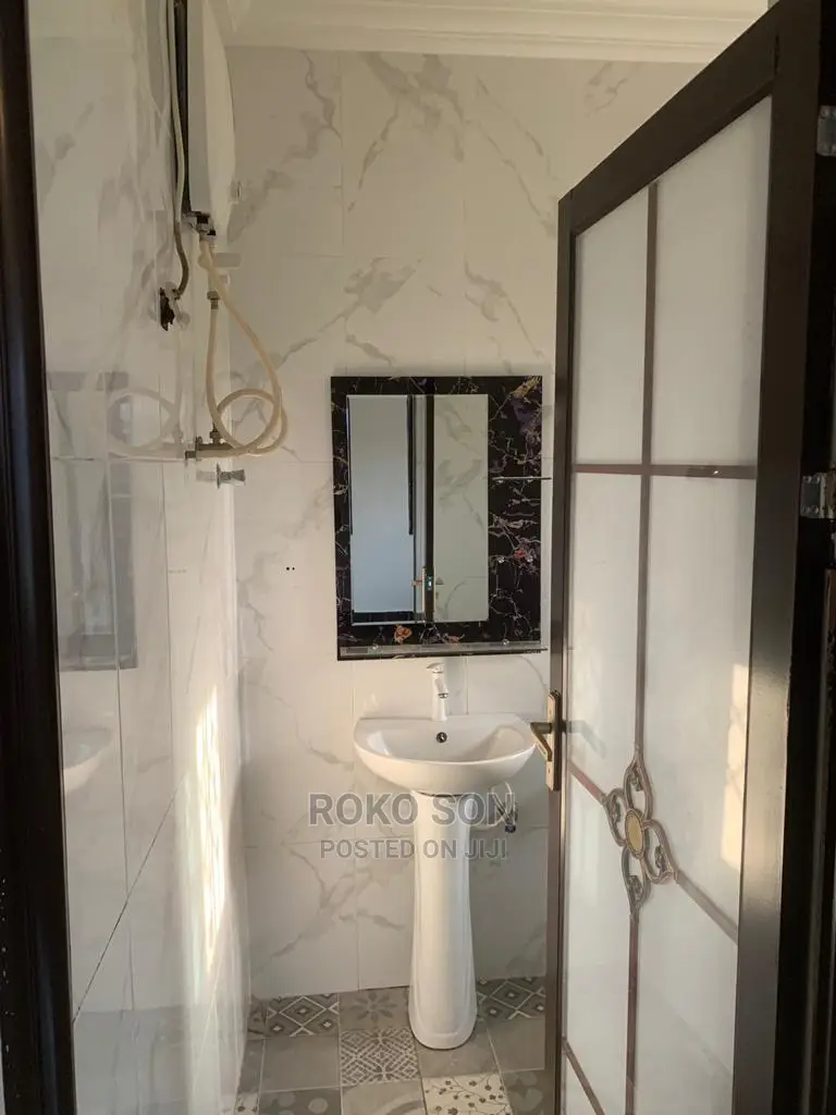 2bdrm Duplex in Dr Roko, East Legon for rent