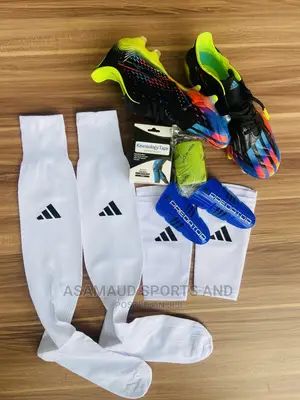 Original Set of Football Boot at Cool Price