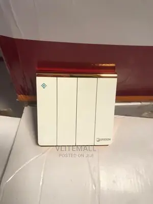 Dyeson 4gang 2way (White Gold)