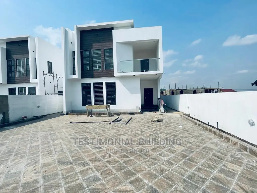 4bdrm House in Testimonial Building, Lake Side Estate for Sale