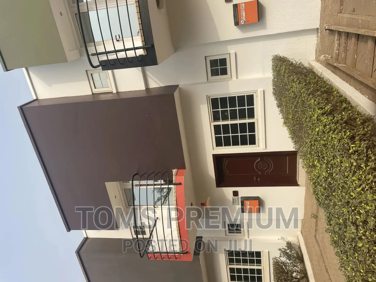 2bdrm Townhouse / Terrace in Cpl Estate, Ashaley Botwe for Rent